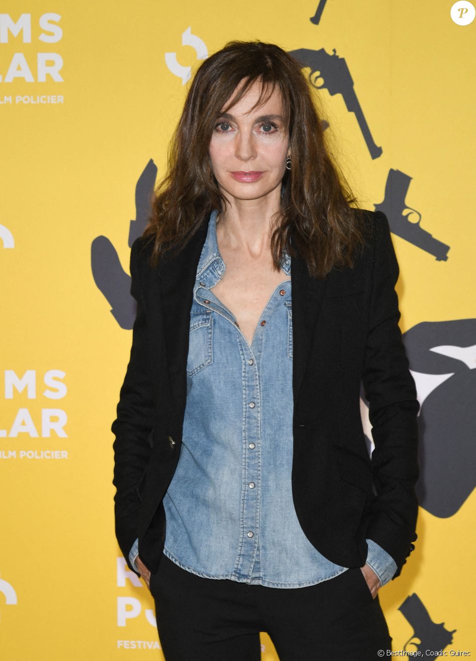 Anne Parillaud - Photocall des membres du jury du Reims POLAR, 38e Festival du film policier, au Public Système Cinéma. Paris, le 26 mai 2021. © Coadic Guirec/Bestimage