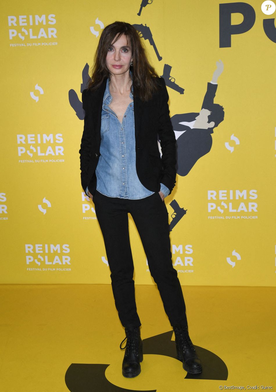 Anne Parillaud - Photocall des membres du jury du Reims POLAR, 38e Festival du film policier, au Public Système Cinéma. Paris, le 26 mai 2021. © Coadic Guirec/Bestimage