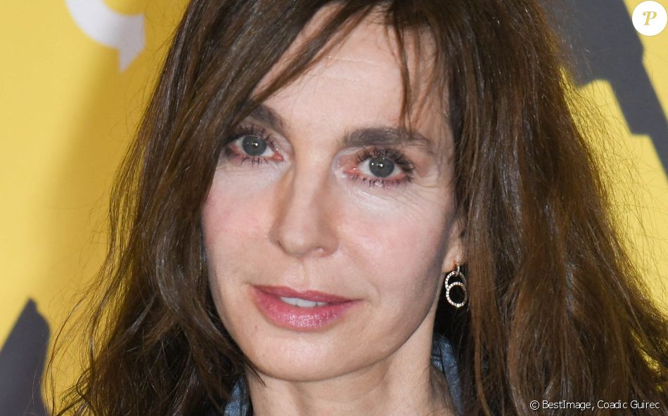 Anne Parillaud - Photocall des membres du jury du Reims POLAR, 38e Festival du film policier, au Public Système Cinéma. Paris, le 26 mai 2021. © Coadic Guirec/Bestimage