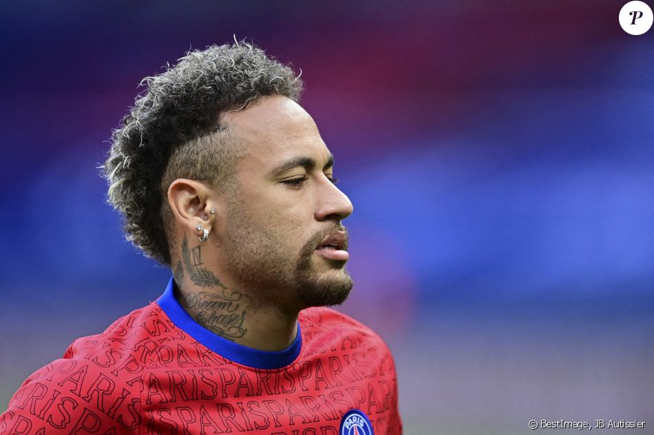 Neymar Jr (PSG) - Match de football en ligue 1 Uber Eats : le Paris Saint Germain (PSG) bat Reims 4 à 0 au parc des Princes à Paris le 16 mai 2021. © JB Autissier / Panoramic / Bestimage