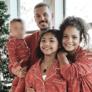 M. Pokora et Christina Milian avec leur fils Isiah et Violet, la fille de Christina, le jour de Noël. Décembre 2020.