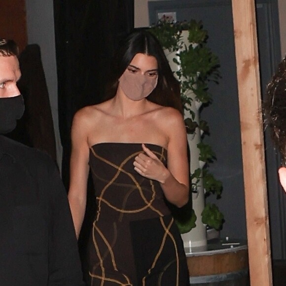 Kendall Jenner - La famille Kardashian à la sortie du restaurant "Craig"s" à Los Angeles, le 4 juin 2021.