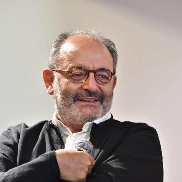 Exclusif - Louis Chedid participe à la présentation de l'album de reprises "Brassens sur Parole(s)" à la Fnac Bercy-Village, le 3 novembre 2016. © Lionel Urman/Bestimage