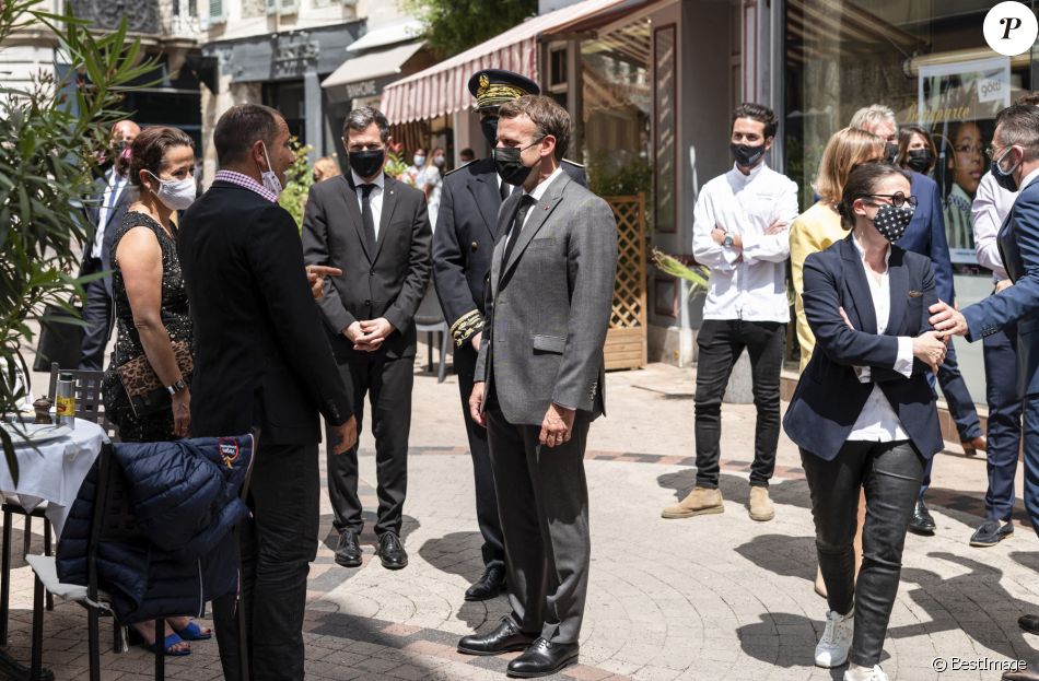 Le président de la République Emmanuel Macron a rencontré les acteurs de la gastronomie locale et nationale à Valence, à l'occasion du déplacement dans la Drôme. Le 8 juin 2021 © Romain Gaillard / pool / Bestimage