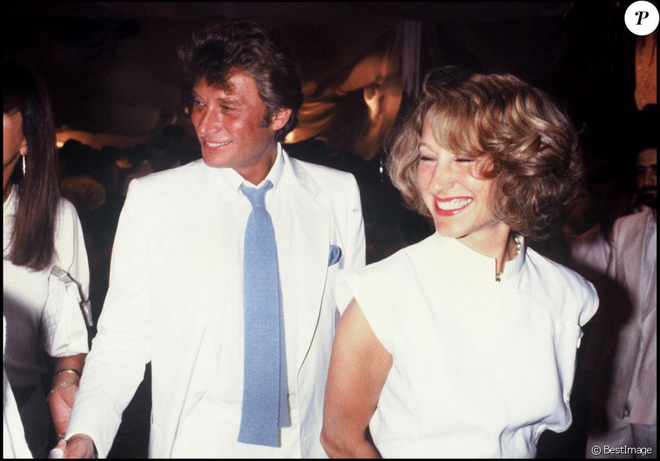 Archives - Johnny Hallyday et Nathalie Baye au mariage d'Eddie Barclay à Paris