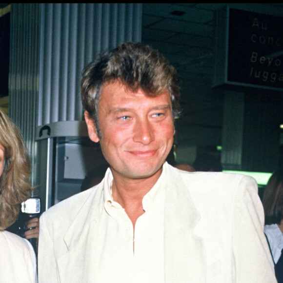 Archives - Nathalie Baye et Johnny Hallyday au festival de Cannes en 1984 