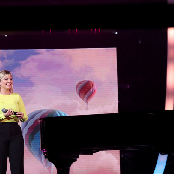 Exclusif - Louane et Florian Rossi à l'enregistrement de l'émission "Duos Mystères" à la Seine Musicale à Paris, le 18 mai 2021. © Gaffiot-Moreau / Bestimage