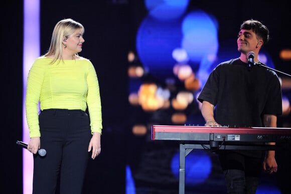 Exclusif - Louane et Florian Rossi à l'enregistrement de l'émission "Duos Mystères" à la Seine Musicale à Paris, le 18 mai 2021. © Gaffiot-Moreau / Bestimage