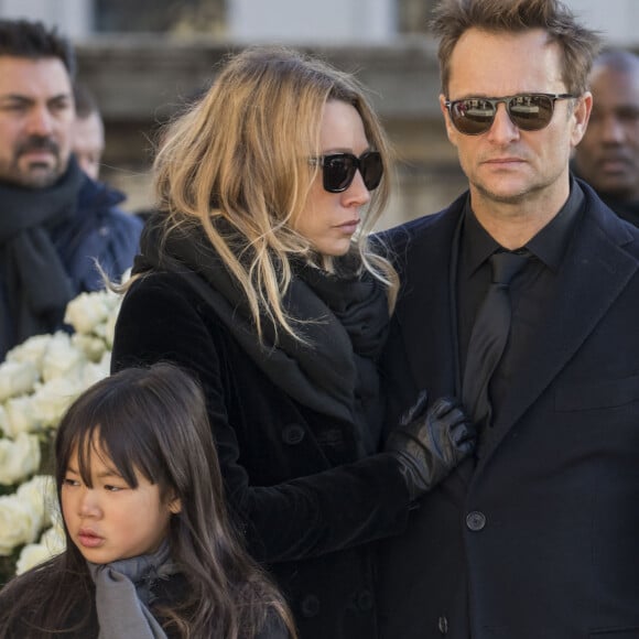 Joy Hallyday , Laura Smet et David Hallyday - Arrivées des personnalités en l'église de La Madeleine pour les obsèques de Johnny Hallyday à Paris. Le 9 décembre 2017