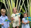Prenant la pose depuis la Floride, les trois enfants de la princesse Madeleine de Suède, Nicolas, Leonore et Adrienne, sur Instagram le 6 juin 2021, jour de la Fête nationale suédoise.