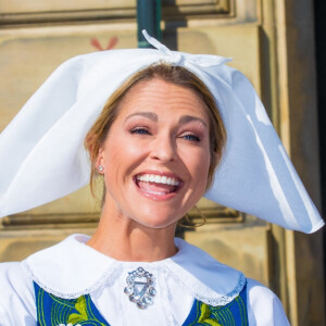 La princesse Madeleine de Suède en séance de dédicaces de son livre pour enfants "Stella and the Secret (Stella och hemligheten)" à Stockholm, le 6 juin 2019.