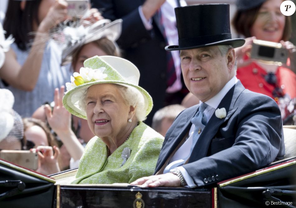 La reine Elisabeth II et le prince Andrew, duc d'York - La famille royale d'Angleterre lors du Royal Ascot. Le 22 juin 2019