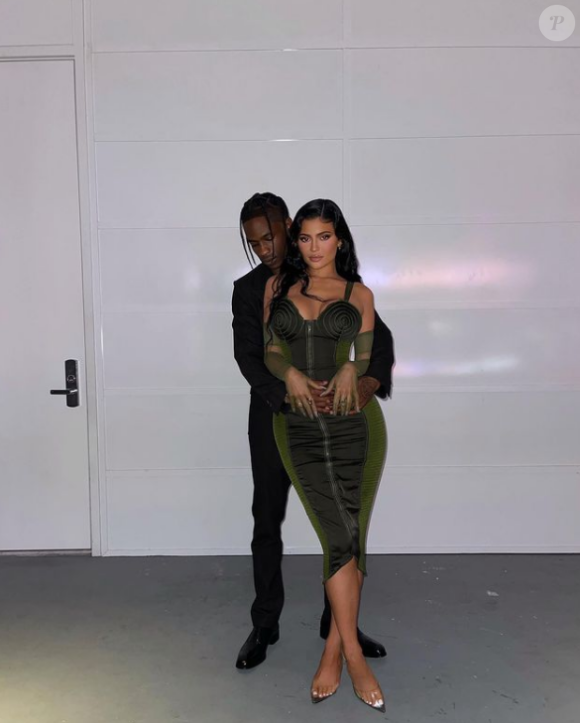 Kylie Jenner et Travis Scott en couple pour un voyage express à New York, après deux ans de séparation.