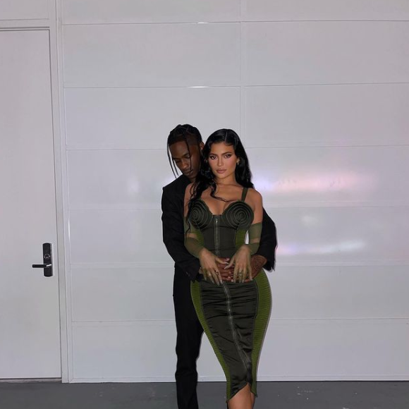 Kylie Jenner et Travis Scott en couple pour un voyage express à New York, après deux ans de séparation.