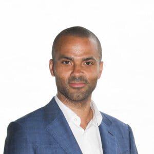 Tony Parker devient l'ambassadeur des courses hippiques en France et lance une série sur la chaine Equidia à l'Hippodrome ParisLongchamp le 17 juin 2021. © Coadic Guirec / Bestimage