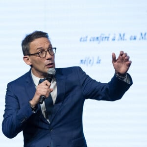 Julien Courbet lors du gala de la Chaine de l'espoir au théâtre de la Tour Eiffel à Paris, France, le 26 mars 2018. Les recettes collectées (les bénéfices de la soirée) seront reversées à l'association La Chaîne de l'Espoir pour redonner vie et sourire à des enfants malades du bout du monde. © Cyril Moreau/Bestimage