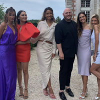 Malika Ménard et Alexandra Rosenfeld sexy en robes de luxe pour le mariage de Chloé Mortaud