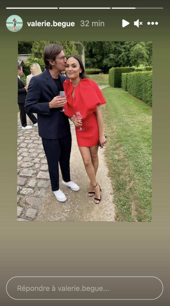 Valérie Bègue accompagnée de son compagnon George Yates au mariage de Chloé Mortaud - Instagram