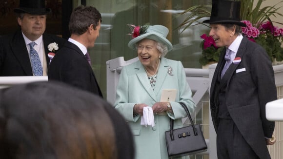 Elizabeth II plus souriante que jamais : après les épreuves, la joie retrouvée en famille