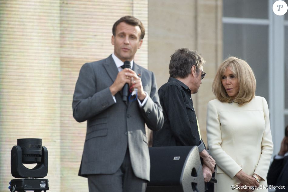 Emmanuel Macron, sa femme Brigitte Macron et Jean-Michel Jarre - Fête de la musique 2021 au palais de l'Elysée à Paris. Le 21 avril 2021. © Eliot Blondet/Pool/Bestimage