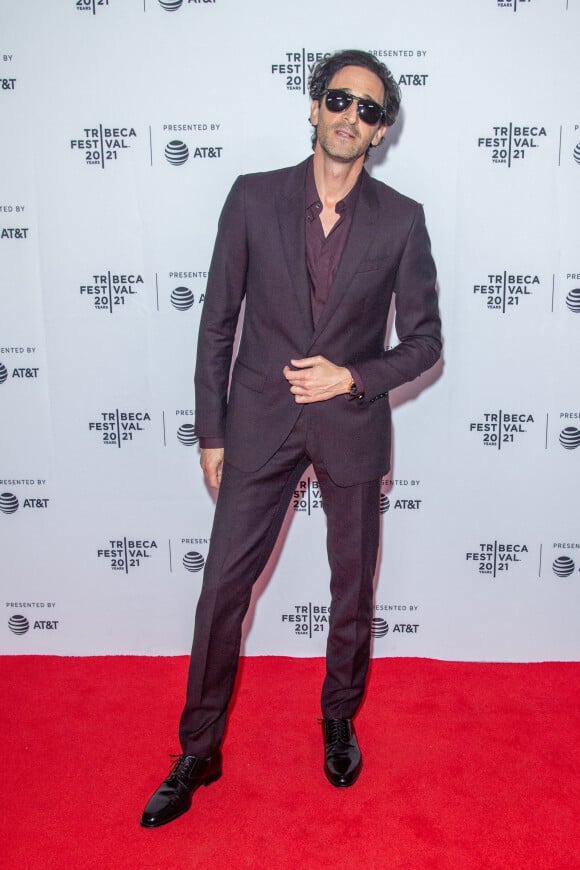 Adrien Brody assiste à la première du film "Clean" au Tribeca Film Festival à New York, le 19 juin 2021.