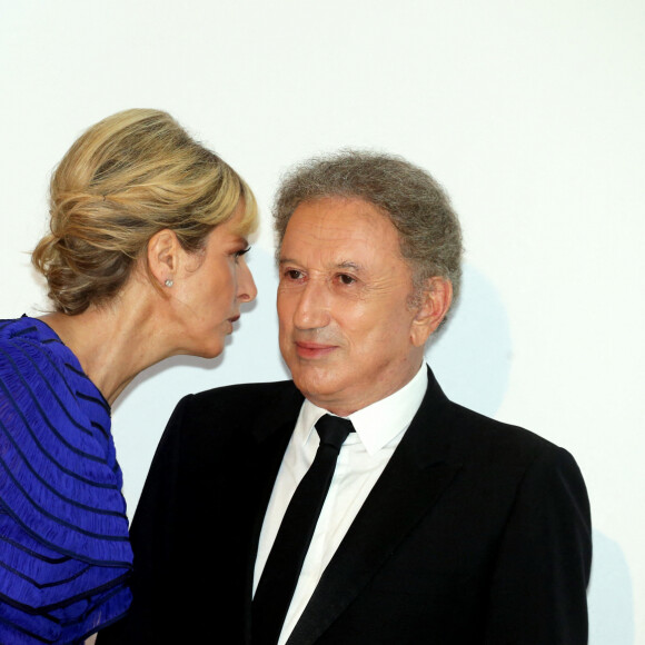 Karin Viard et Michel Drucker - 71e gala de la Croix-Rouge Monégasque à Monaco le 26 juillet 2019. © Dominique Jacovides/Bestimage