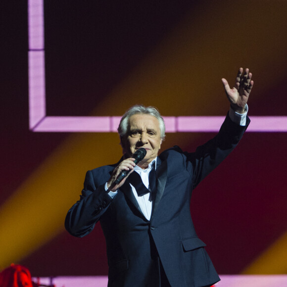Michel Sardou - Ultime concert de Michel Sardou pour la dernière date de son spectacle "La dernière danse" à la Seine Musicale à Boulogne-Billancourt le 12 avril 2018. Le chanteur a rassemblé plus de 400 000 spectateurs pour une tournée de 82 concerts. © Pierre Perusseau/Bestimage