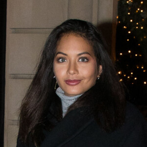 Exclusif - Vaimalama Chaves (Miss France 2019) - La Miss France 2020 quitte l'hôtel Royal Monceau à Paris le 16 décembre 2019. 