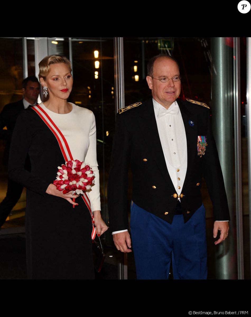 La princesse Charlene et le prince Albert II de Monaco durant la soirée de gala au Grimaldi Forum le 19 novembre 2018 dans le cadre de la Fête Nationale Monégasque 2018. © Bruno Bebert / PRM / Bestimage