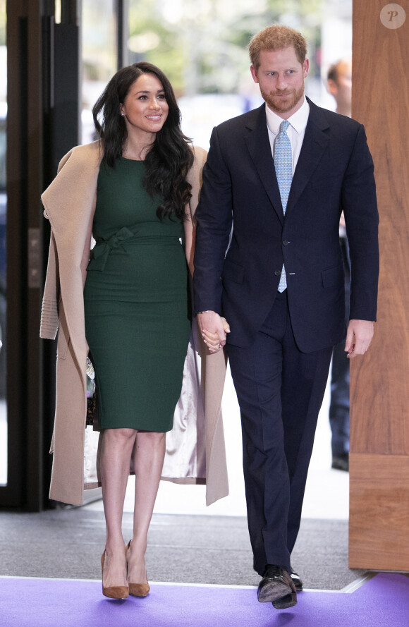 Le prince Harry, duc de Sussex, et Meghan Markle, duchesse de Sussex, arrivent à la cérémonie des WellChild Awards à Londres.