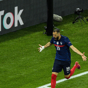 Karim Benzema et Kingsley Coman lors du 8e de finale de l'Euro 2020 opposant la France à la Suisse, au stade Arena Nationala. Bucarest, le 28 juin 2021. © Anthony Bibard / FEP/Panoramic / Bestimage