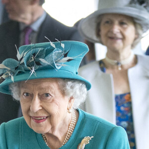 La reine Elisabeth II d'Angleterre visite l'Institut sur le changement climatique à Edimbourg, le 1er juillet 2021. Cette visite s'inscrit dans le cadre de la semaine consacrée à l'Ecosse par la souveraine (Holyrood Week).