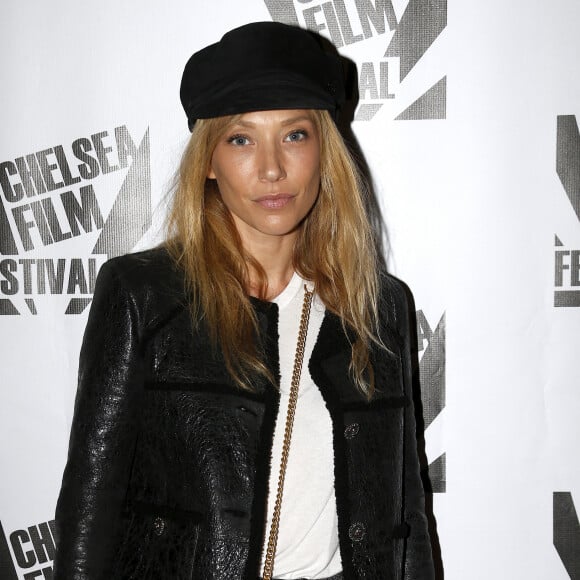 Laura Smet présente son court-métrage "Thomas" au festival du film de Chelsea au cinéma AMC à New York le 20 octobre 2018. Pour son premier court-métrage, Laura Smet a confié le premier rôle à sa mère Nathalie Baye.