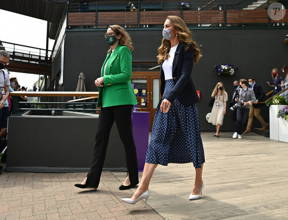 Catherine Kate Middleton, duchesse de Cambridge, assiste à la 5ème journée du tournoi de Wimbledon.
