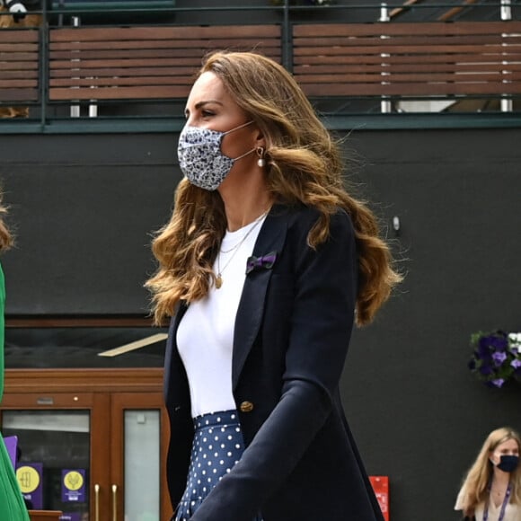 Catherine Kate Middleton, duchesse de Cambridge, assiste à la 5ème journée du tournoi de Wimbledon.