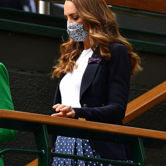 Catherine Kate Middleton, duchesse de Cambridge, assiste à la 5ème journée du tournoi de Wimbledon le 2 juillet 2021.