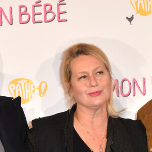 Luana Belmondo entre ses fils Giacomo Belmondo et Alessandro Belmondo à l'avant-première du film "Mon Bébé" au cinéma Gaumont Opéra à Paris, France, le 11 mars 2019. © Veeren/Bestimage