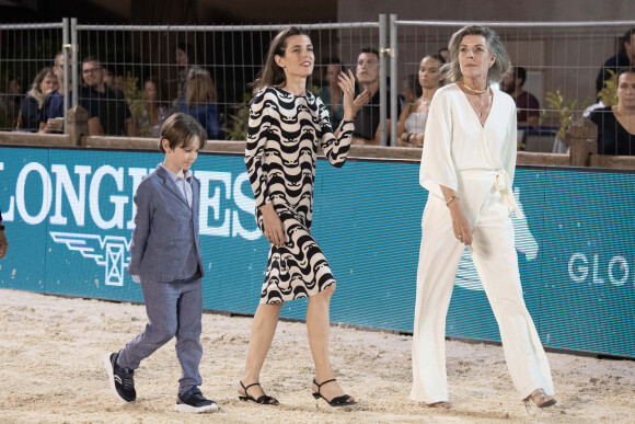 Charlotte Casiraghi, son fils Raphaël et sa mère la princesse Caroline de Monaco au 15e Jumping International de Monte-Carlo, le 3 juillet 2021.
