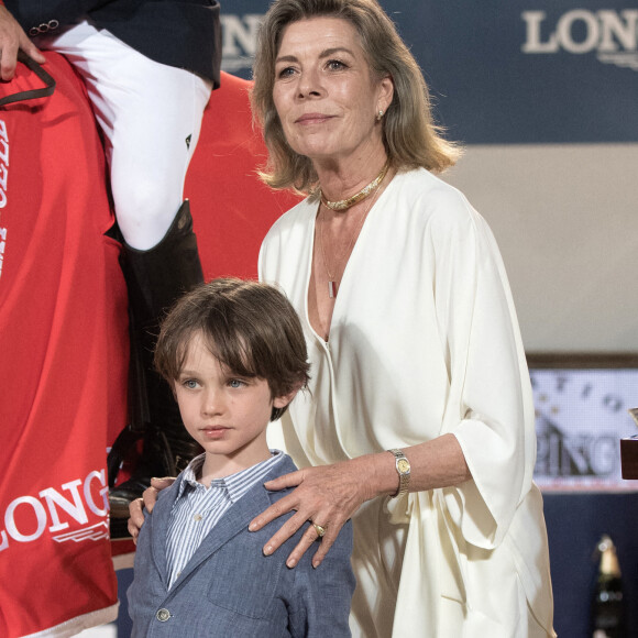 Raphaël et sa grand-mère la princesse Caroline de Monaco au 15e Jumping International de Monte-Carlo, le 3 juillet 2021.