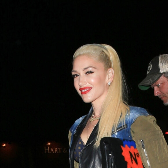 Gwen Stefani et son compagnon Blake Shelton sont allés diner en amoureux au restaurant Craig à Los Angeles, le 14 avril 2019