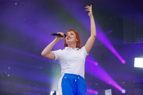 La chanteuse Suzanne (Océane Colom) lors de l'Edition Spéciale pour les soignants du festival Solidays 2021 à l'hippodrome ParisLongchamp, le 4 juillet 2021. © Christophe Clovis/Bestimage