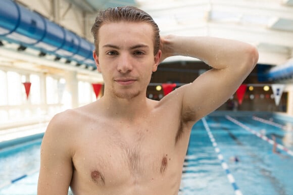 Exclusive - Arthur Germain, le fils d'Anne Hidalgo lors d'une séance d'entraînement à la piscine Keller à Paris