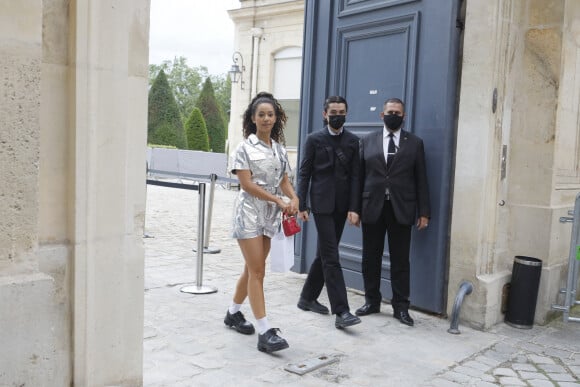 Lena Situations (Léna Mahfouf) à la sortie du défilé de mode Haute-Couture 2021/2022 Christian Dior au musée Rodin à Paris, France, le 5 juillet 2021. 