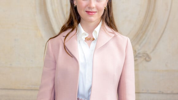 Alexandra de Hanovre, jeune princesse plus affirmée : apparition remarquée au défilé Dior