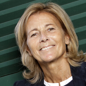 Claire Chazal pose à Paris le 26 aout 2018. © Cédric Perrin/Bestimage