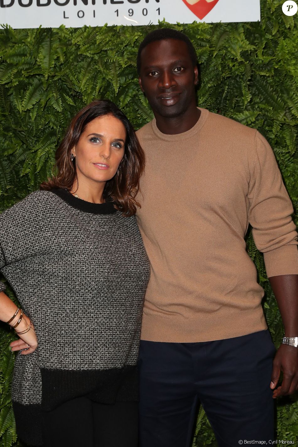 Omar Sy et sa femme Hélène - J.M Weston organise un vide grenier caritatif au profit de l'association "CéKeDuBonheur", association présidée par Hélène Sy et qui déploie toute son énergie afin d'améliorer la qualité de vie des enfants et adolescents hospitalisés. De nombreux artistes ont répondu présent une fois de plus à l'appel de l'association, le 2 octobre 2016 à Paris. © Cyril Moreau/Bestimage