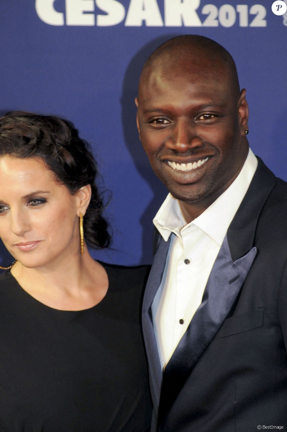 Omar Sy - Helene Sy - Archive - Remises des Césars 2012 - Arrivées tapis rouge - Paris - 25 février 2012