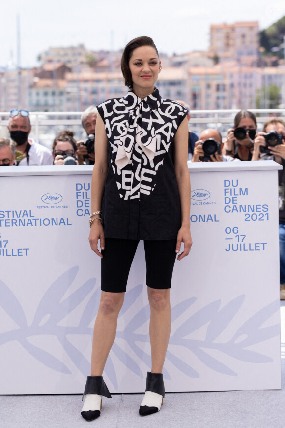 Marion Cotillard au photocall du film Annette lors du 74ème festival international du film de Cannes le 6 juillet 2021 © Jacovides / Moreau / Bestimage
