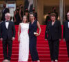 Thierry Frémaux, Jodie Foster et sa femme Alexandra Hedison, Roselyne Bachelot et Pierre Lescure - Montée des marches du film " Annette " lors de la cérémonie d'ouverture du 74ème Festival International du Film de Cannes. Le 6 juillet 2021 