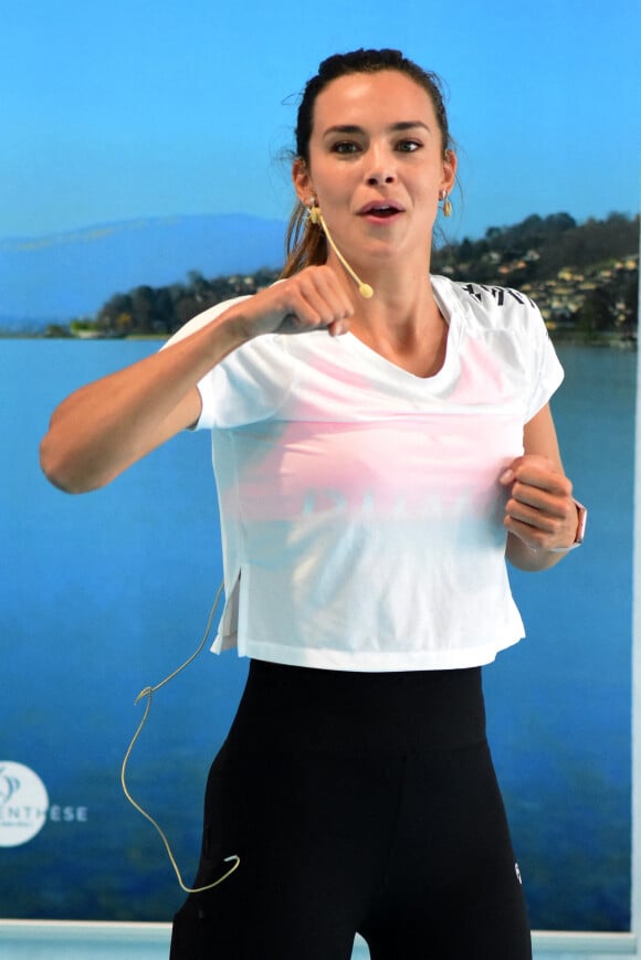 Marine Lorphelin anime une séance cardio et musculation au salon Be Fit à Aix les Bains. Le 19 septembre 2020. © Romain Doucelin / Bestimage